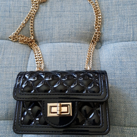 Mommy and me matching crossbody handbags 👜👜 - Picture 7 of 7